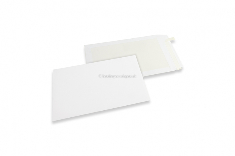 Board-backed envelopes - 229 x 324 mm, 120 gr white kraft front, 450 gr white duplex back, strip closure