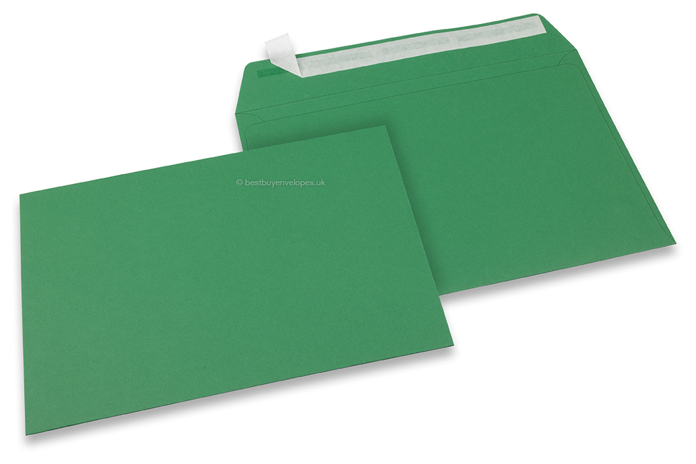 Dark green coloured paper envelopes - 162 x 229 mm 