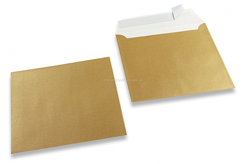Gold coloured mother-of-pearl envelopes - 155 x 155 mm