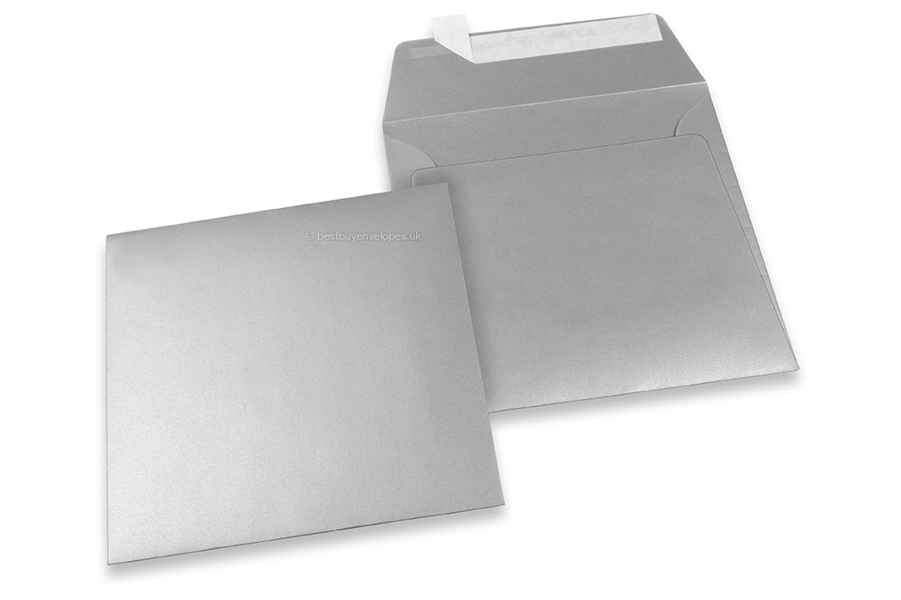 Silver metallic coloured paper envelopes - 160 x 160 mm
